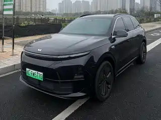 Li Auto L6 2024