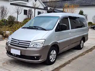 Dongfeng Fengxing Lingzhi 2017
