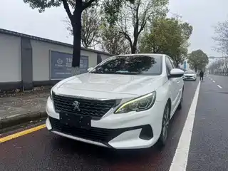 Peugeot 408 2021