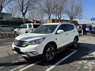 Dongfeng Aeolus Fengshen AX7 2016