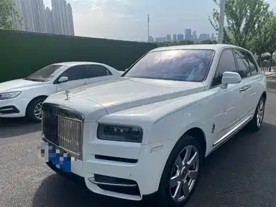 Rolls-Royce Cullinan 2021