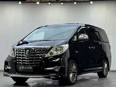 Toyota Alphard 2015