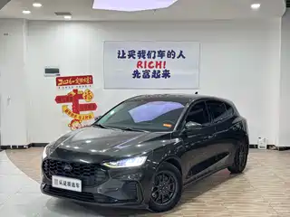 Ford Focus 2023