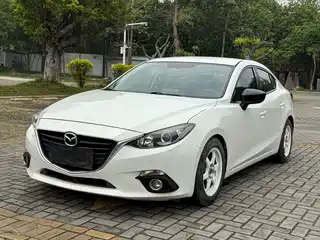 Mazda Mazda3 Axela 2016