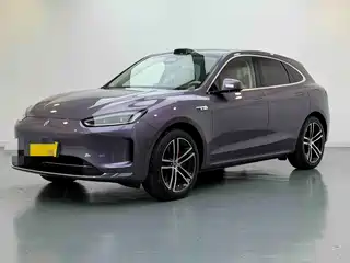 AITO Wenjie M5 2025