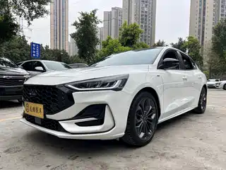 Ford Focus 2023