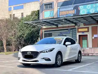 Mazda Mazda3 Axela 2019