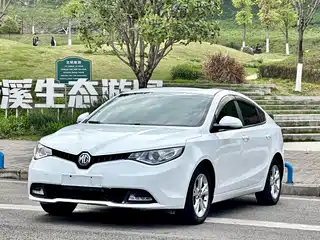 MG GT 2018