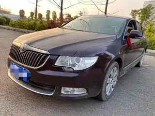 Škoda Superb 2011