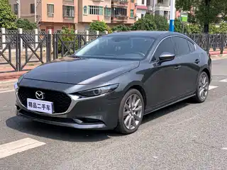 Mazda Mazda3 Axela 2021