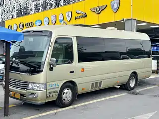 Toyota Coaster 2017
