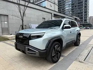 Fang Cheng Bao Titanium 3 2025