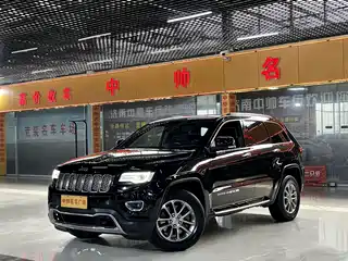 Jeep Grand Cherokee (Import) 2015
