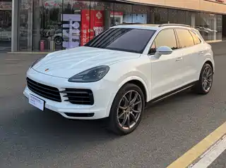 Porsche Cayenne 2023