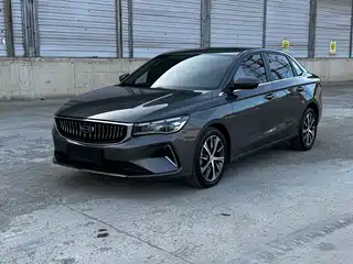 Geely Emgrand 2023