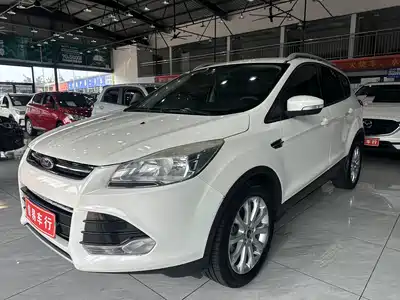Ford Kuga 2015