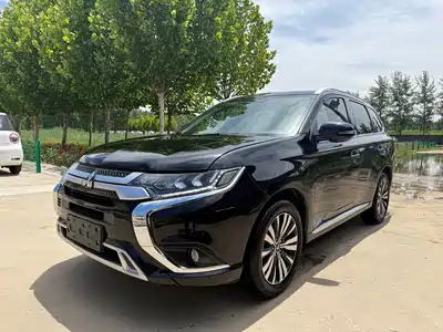 Mitsubishi Outlander 2022
