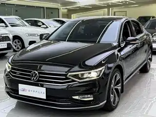 Volkswagen Magotan 2022