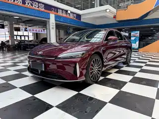 Chery Fengyun A9L 2025