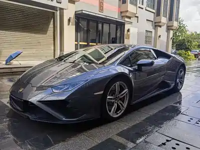 Lamborghini Huracán 2021