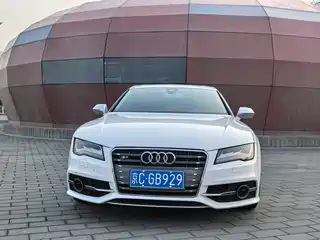 Audi Audi S7 2013