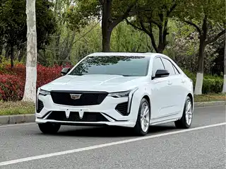 Cadillac CT4 2021