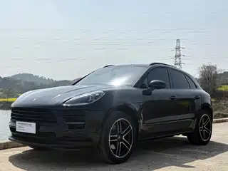Porsche Macan 2022