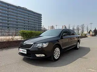 Škoda Superb 2013