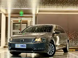 Volkswagen Magotan 2015