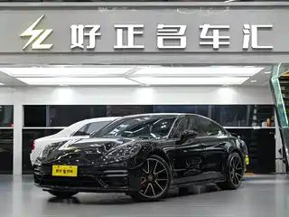 Porsche Panamera 2023