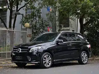 Mercedes-Benz GLE 2016