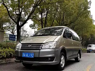 Dongfeng Fengxing Lingzhi 2015