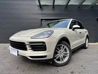 Porsche Cayenne 2022