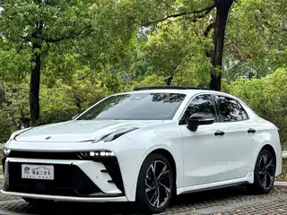 Lynk & Co 03 2023