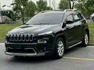 Jeep Cherokee 2016