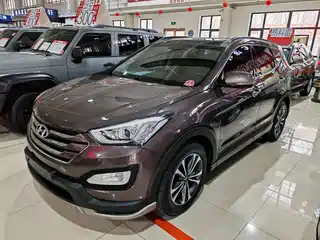 Hyundai Santa Fe (Import) 2015