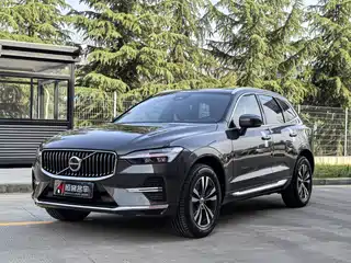 Volvo XC60 2022