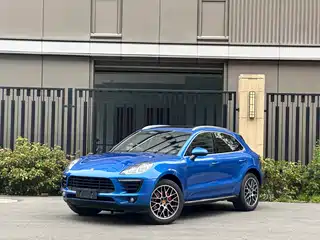 Porsche Macan 2015