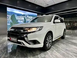 Mitsubishi Outlander 2022