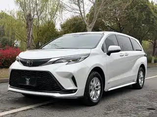 Toyota Granvia 2024