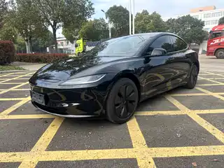 Tesla Model 3 2025