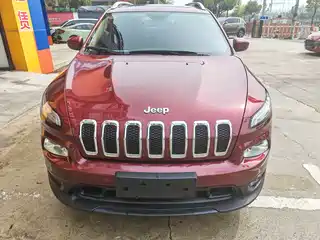 Jeep Cherokee 2016