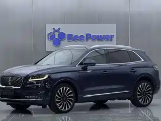 Lincoln Nautilus 2021