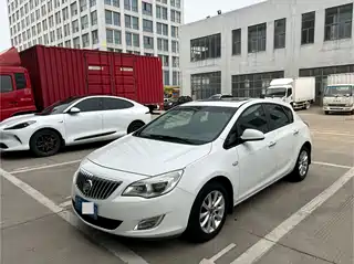 Buick Excelle 2013