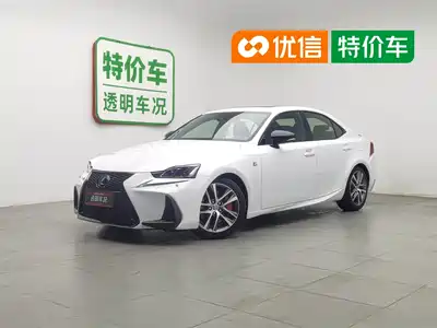 Lexus Lexus IS 2017