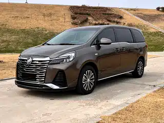Buick GL8 2025