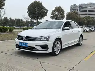 Volkswagen Sagitar 2017