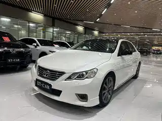Toyota Reiz 2012