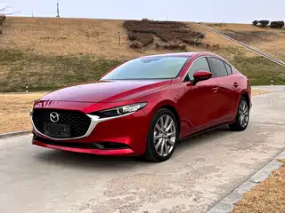Mazda Mazda3 Axela 2021