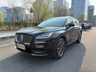 Lincoln Adventurer 2020